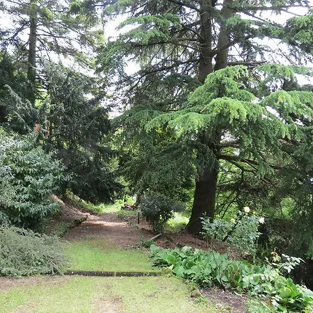 Il Parco E Gli Affreschi *