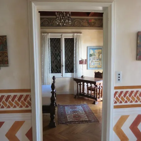 Il Parco E Gli Affreschi *