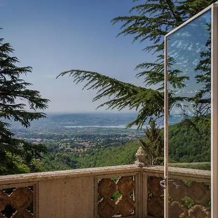Il Parco E Gli Affreschi Varese