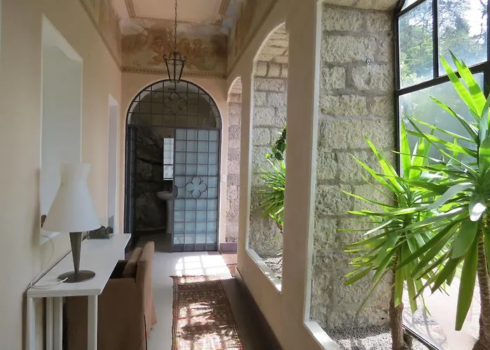 Il Parco E Gli Affreschi Varese